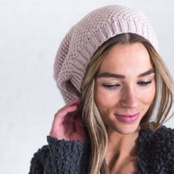 Oatmeal Cream Waffle Knit Slouch Beanie Hat - Picture 2 of 7